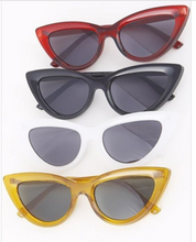 Load image into Gallery viewer, Glasses
